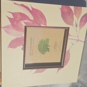 Eco-Elements Purple Leaf On Ivory Picture Frame